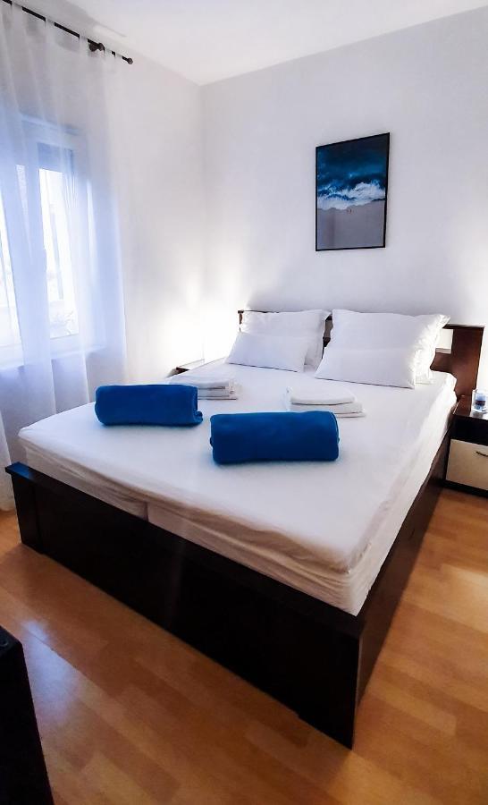 Radenka Zafron Apartment Vodice Buitenkant foto